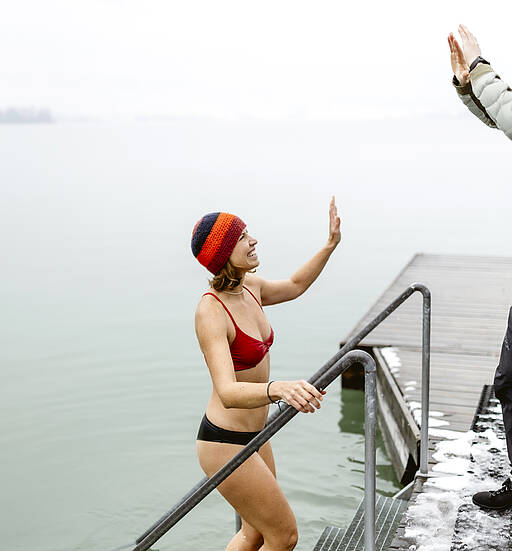 Eisbaden am Wolfgangsee Berau Salzkammergut