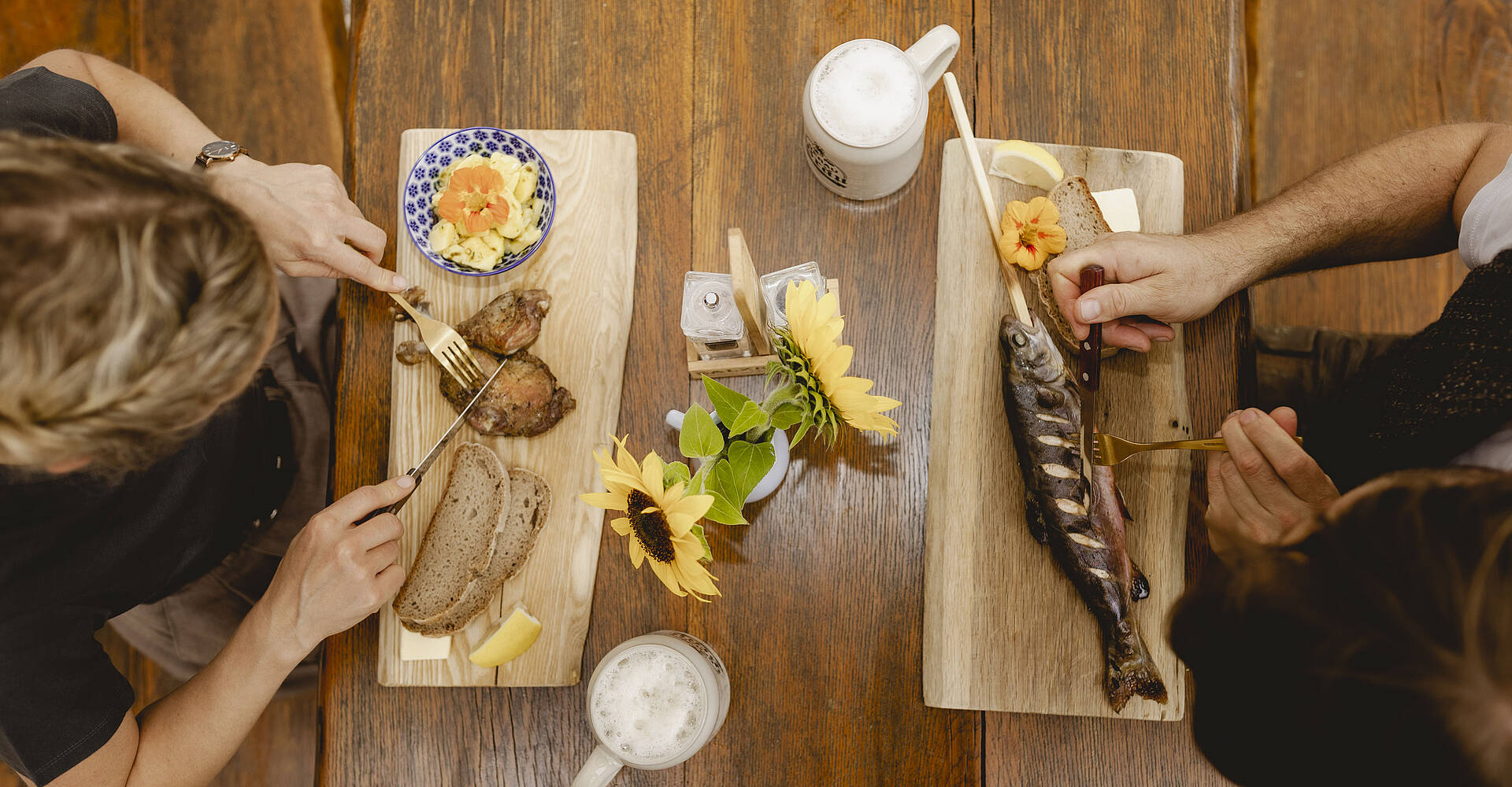 Frühstück im das Franzl gegrillter Fisch