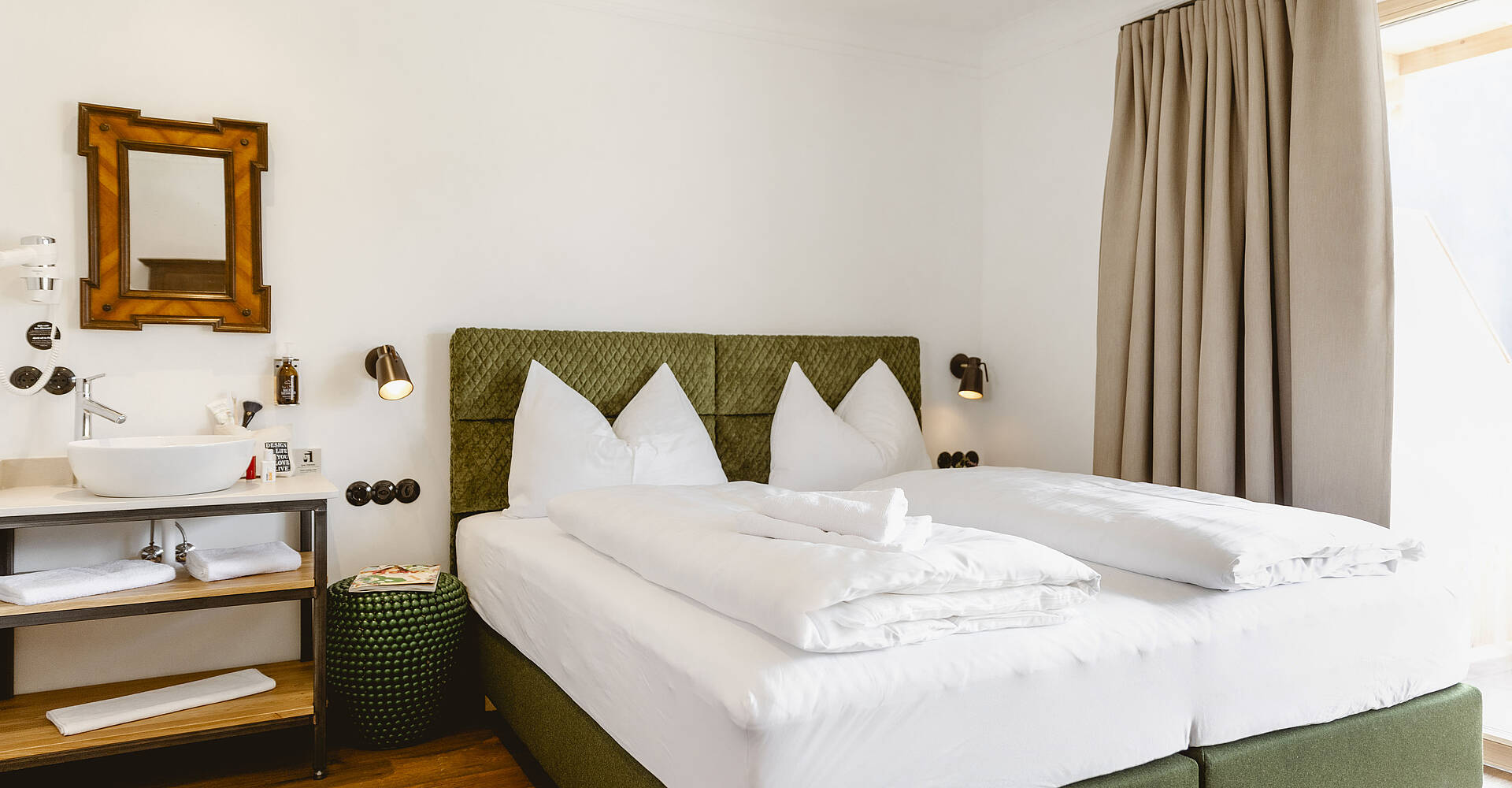 Modernes Doppelzimmer im Hotel am Wolfgangsee