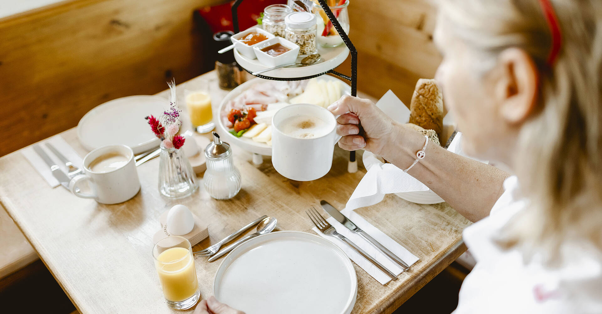 Frühstück vom Frühstücksbuffet im Hotel am Wolfgangsee